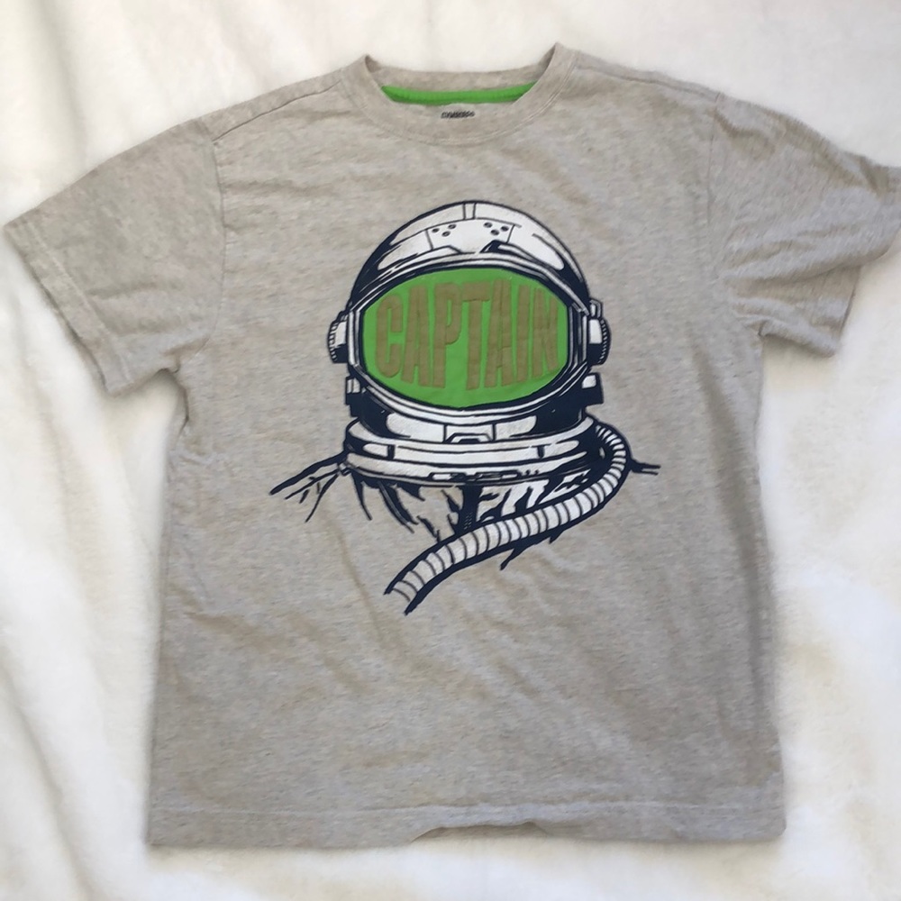 Gymboree graphic T-shirt with embroidery size 10